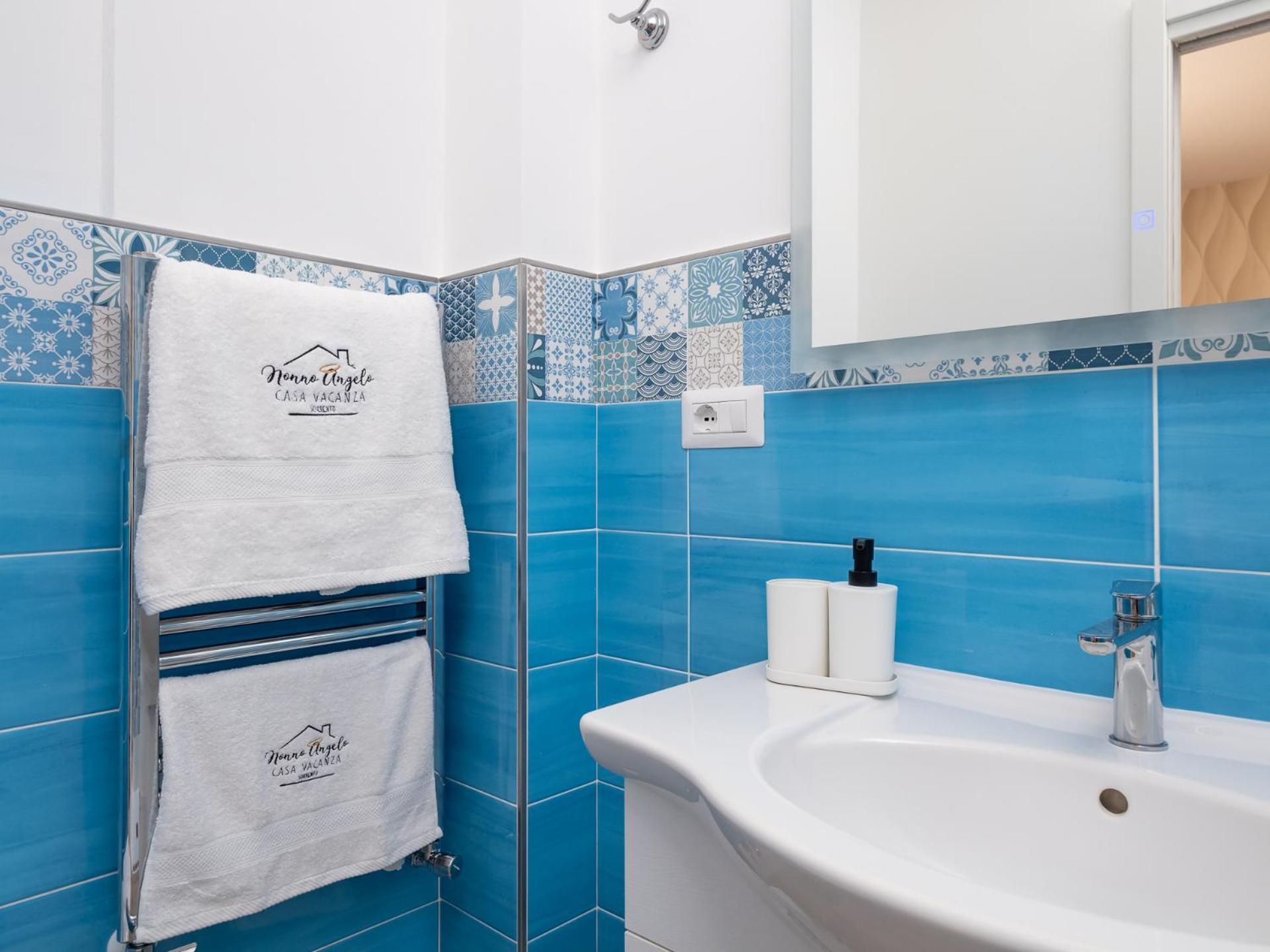 Nonno Angelo - 4 Bedrooms With Free Parking & Seaview Balcony Σορέντο Εξωτερικό φωτογραφία