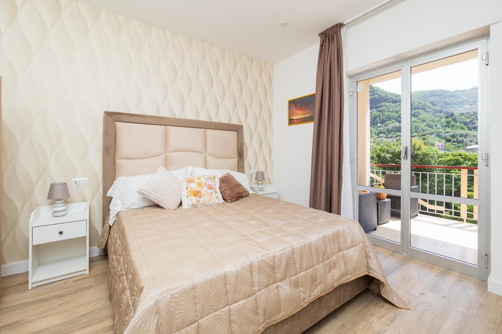 Nonno Angelo - 4 Bedrooms With Free Parking & Seaview Balcony Σορέντο Εξωτερικό φωτογραφία