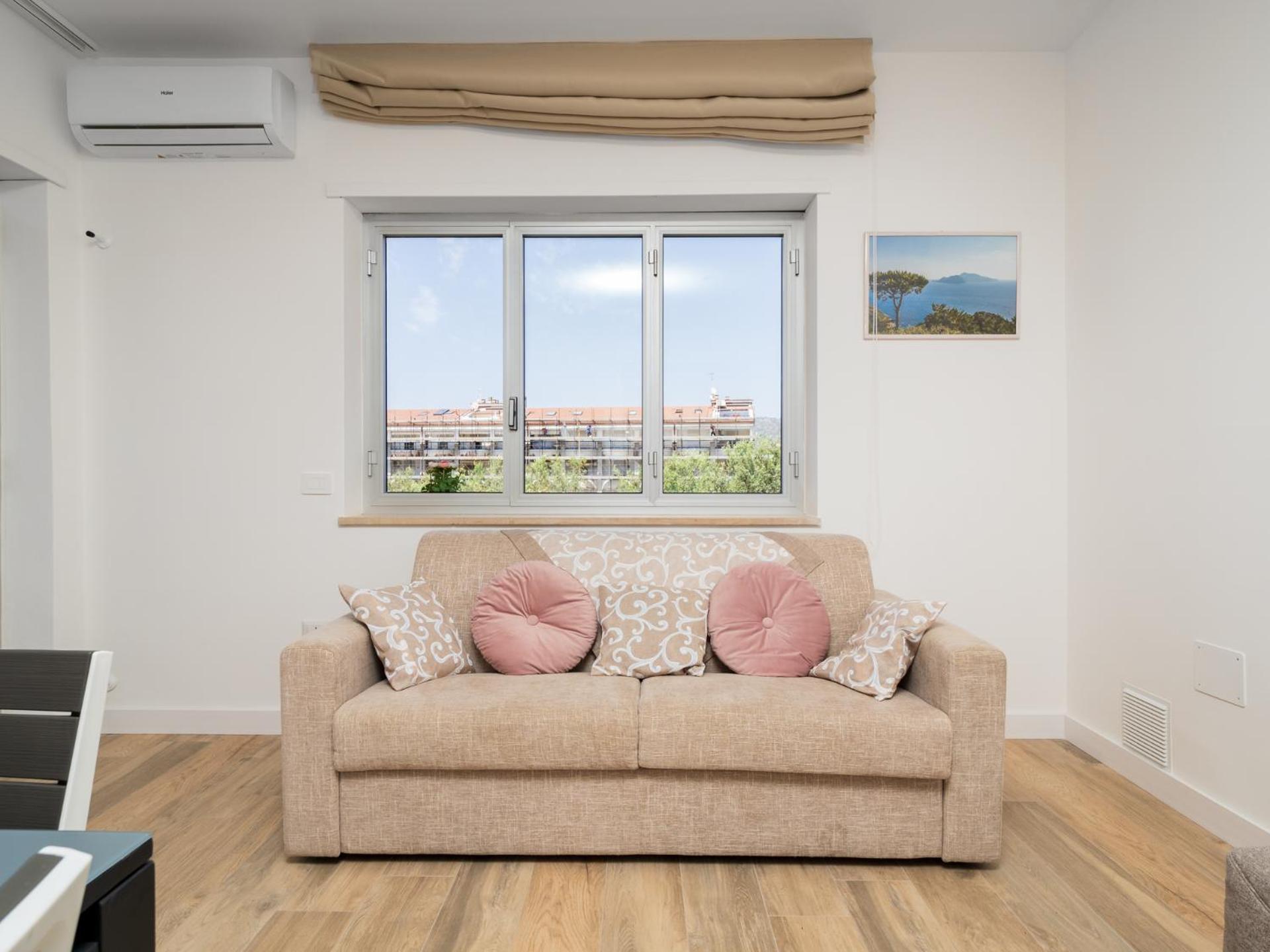 Nonno Angelo - 4 Bedrooms With Free Parking & Seaview Balcony Σορέντο Εξωτερικό φωτογραφία
