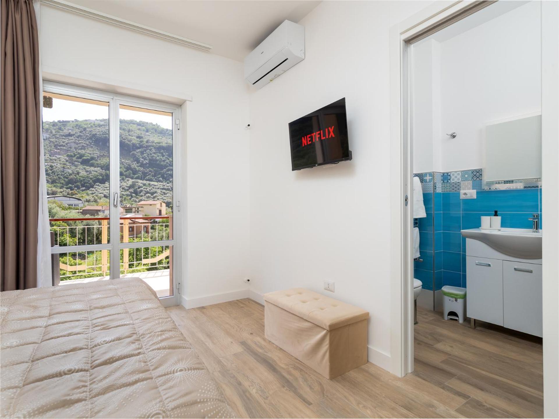 Nonno Angelo - 4 Bedrooms With Free Parking & Seaview Balcony Σορέντο Εξωτερικό φωτογραφία