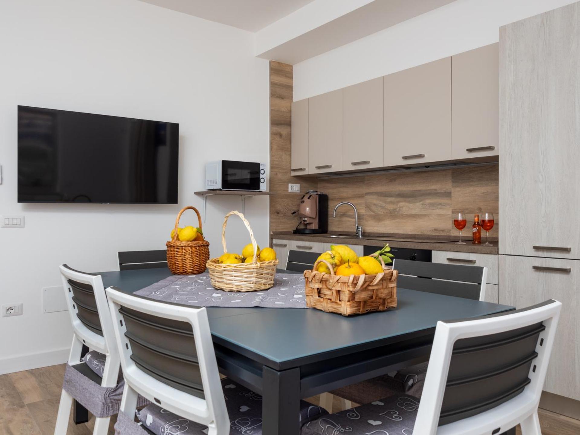 Nonno Angelo - 4 Bedrooms With Free Parking & Seaview Balcony Σορέντο Εξωτερικό φωτογραφία