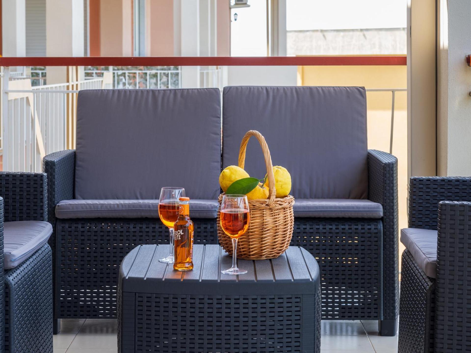 Nonno Angelo - 4 Bedrooms With Free Parking & Seaview Balcony Σορέντο Εξωτερικό φωτογραφία